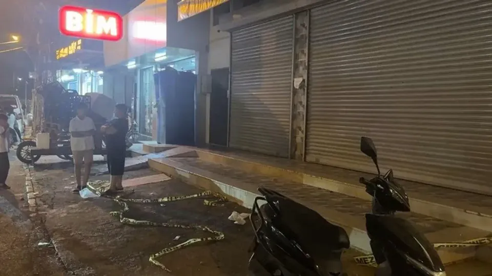 Tabanca Saldırısında 16 Yaşındaki Genç Ağır Yaralandı: Saldırgan Motosikletle Kaçtı görseli