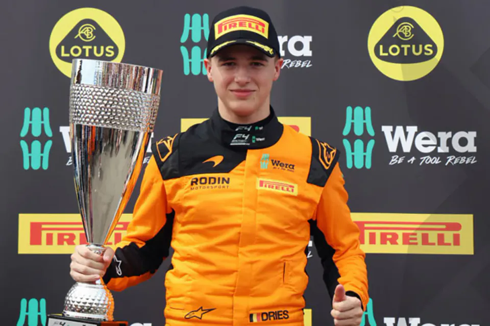 Max Verstappen'den Genç Yeteneğe Tam Destek: Dris Van Langendonk ile Anlaştı görseli
