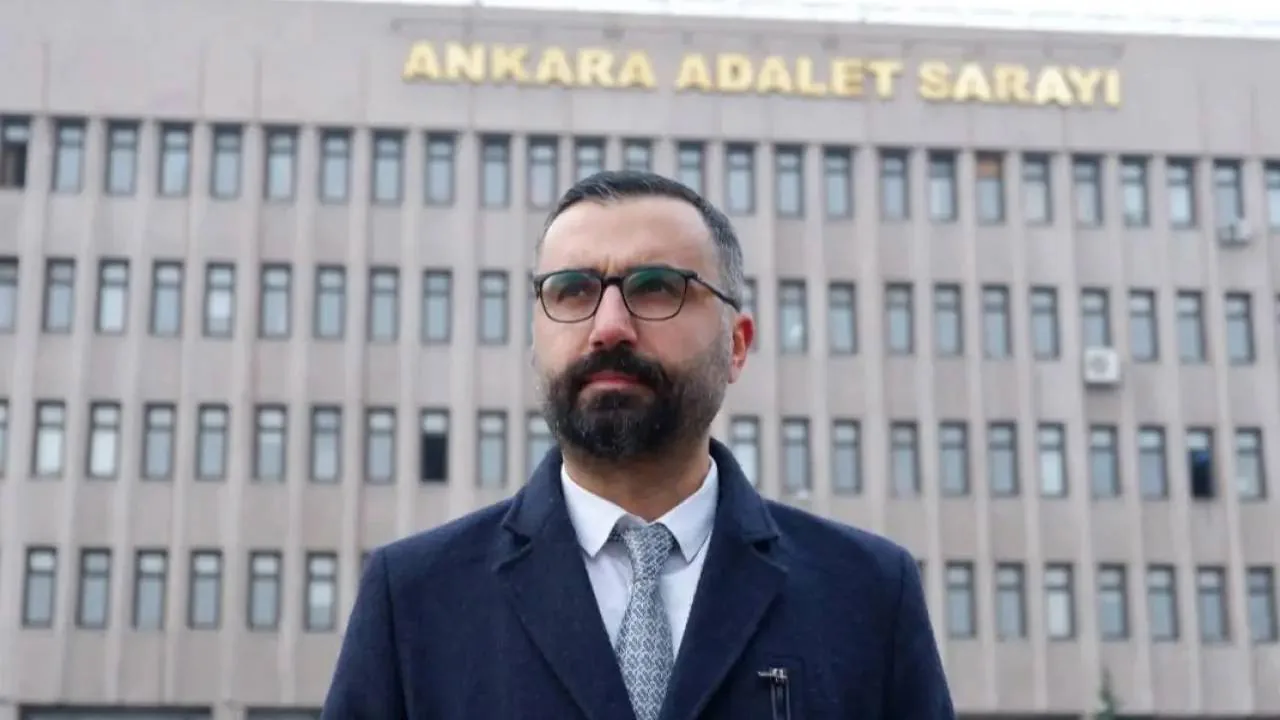 DW Muhabiri Alican Uludağ Gözaltına Alındı DW Muhabiri Alican Uludağ Gözaltına Alındı