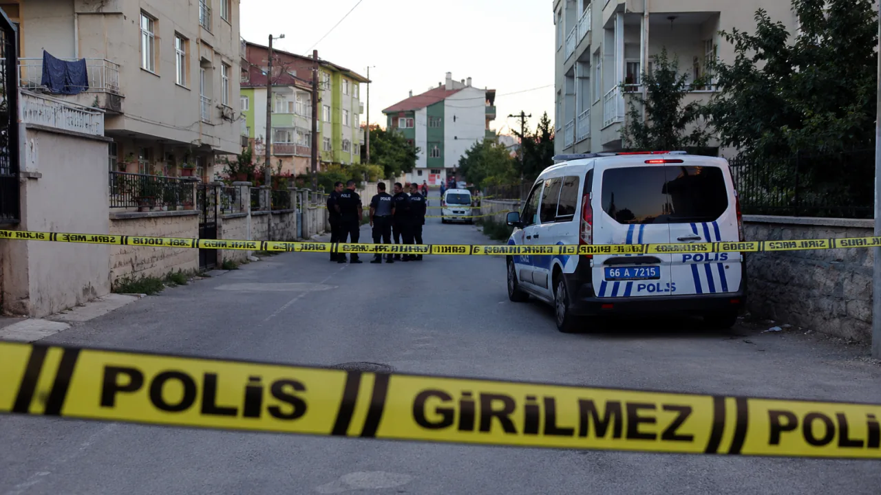 Yozgat'ta Eğitim Camiasını Yasa Boğan Ölüm: Nisanur Köse Vefat Etti Yozgat'ta Eğitim Camiasını Yasa Boğan Ölüm: Nisanur Köse Vefat Etti
