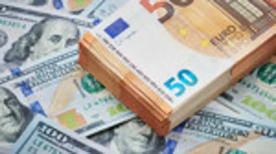 Dolar ve Euro Kurunda Yeni Ay Açılış Fiyatları görseli
