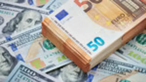 Dolar ve Euro Kurunda Yeni Ay Açılış Fiyatları