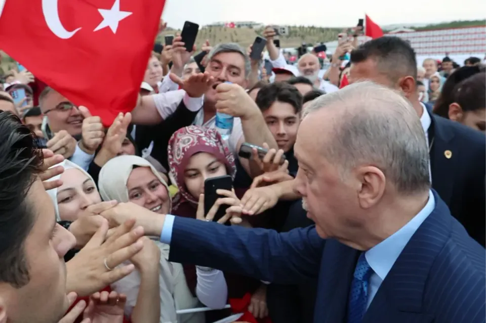 Bakan Çiftçi'den Cumhurbaşkanı Erdoğan'a Yönelik Eleştirilere Sert Tepki görseli