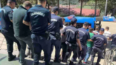 Gaziantep'te Uyuşturucu Operasyonu: 14 Şüpheli Tutuklandı