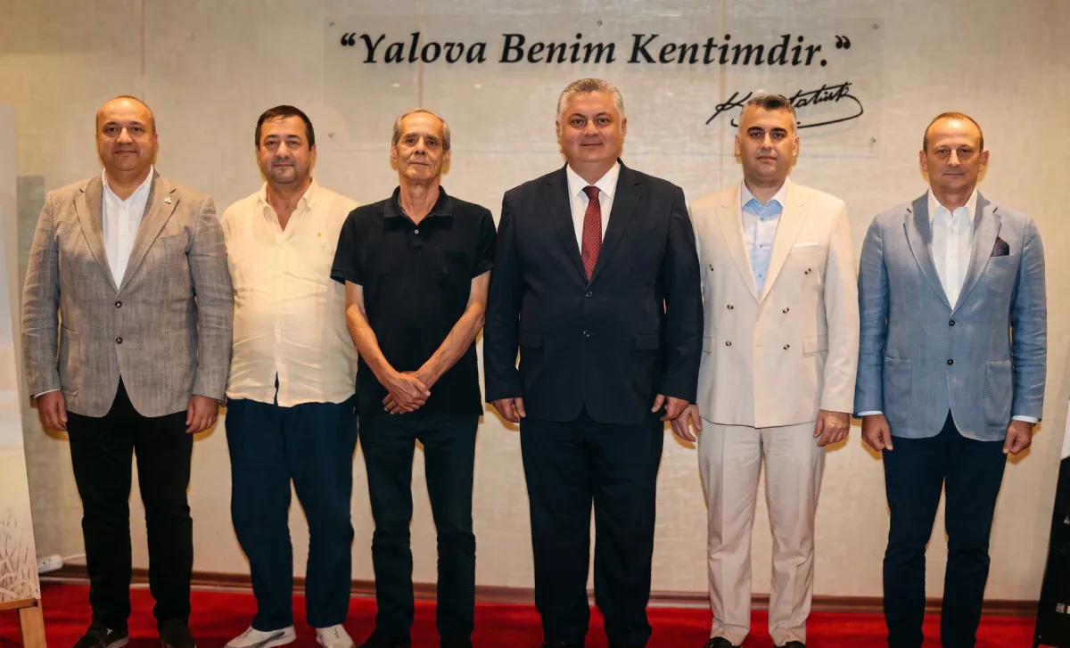 CHP'de İstifa Hareketliliği: Yalova'da 6 Belediye Başkanı Yeni Parti'ye Geçti CHP'de İstifa Hareketliliği: Yalova'da 6 Belediye Başkanı Yeni Parti'ye Geçti