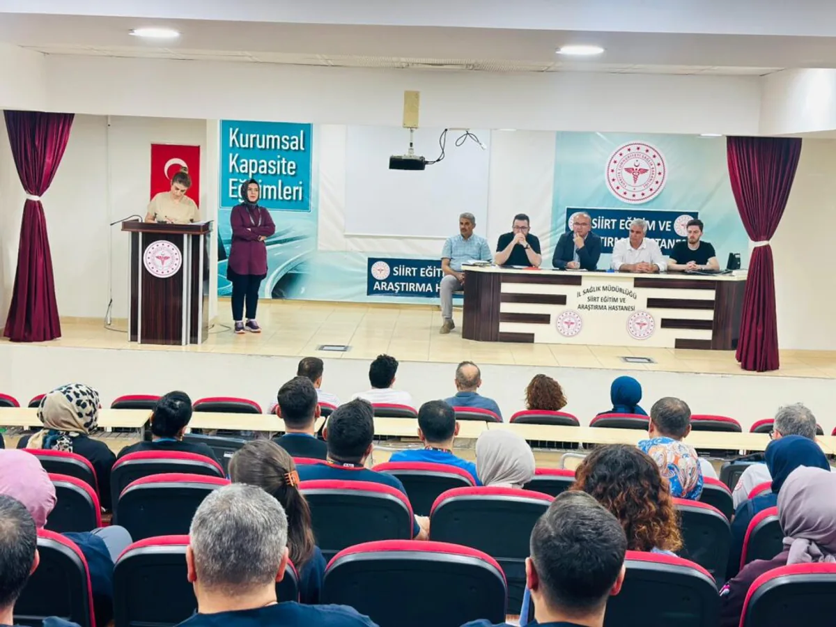 Siirt Eğitim ve Araştırma Hastanesi'nde Çalışan Memnuniyeti İçin Yeni Adımlar Siirt Eğitim ve Araştırma Hastanesi'nde Çalışan Memnuniyeti İçin Yeni Adımlar