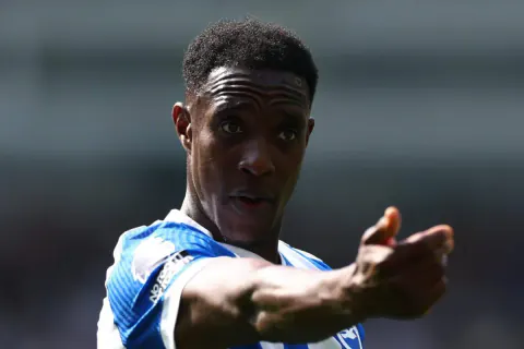 Chelsea'de Xabi Alonso Dönemi: Tecrübeli Golcü Danny Welbeck İçin Düğmeye Basıldı
