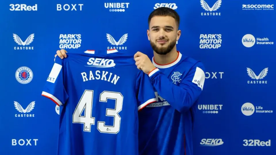 Beşiktaş'ın Orta Saha Planı Karıştı: Nicolas Raskin İçin Üçlü Rekabet görseli