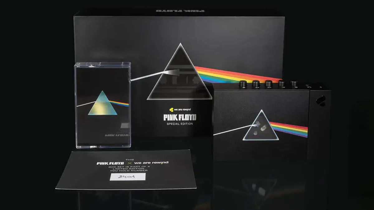 Pink Floyd'dan Sınırlı Üretim Kaset Çalar: Dark Side of the Moon WE-001 Pink Floyd'dan Sınırlı Üretim Kaset Çalar: Dark Side of the Moon WE-001