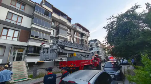 Kütahya Fatih Mahallesi'nde Apartman Yangını: Elektrikli Alet Alarmı