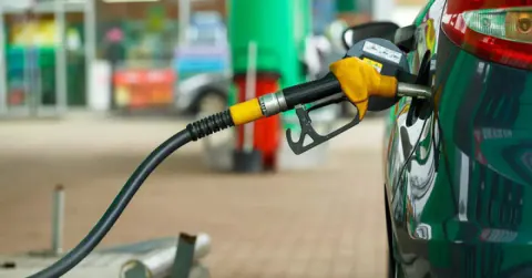 23 Haziran Akaryakıt Fiyatları: Benzine ve Motorine Zam Geldi mi?