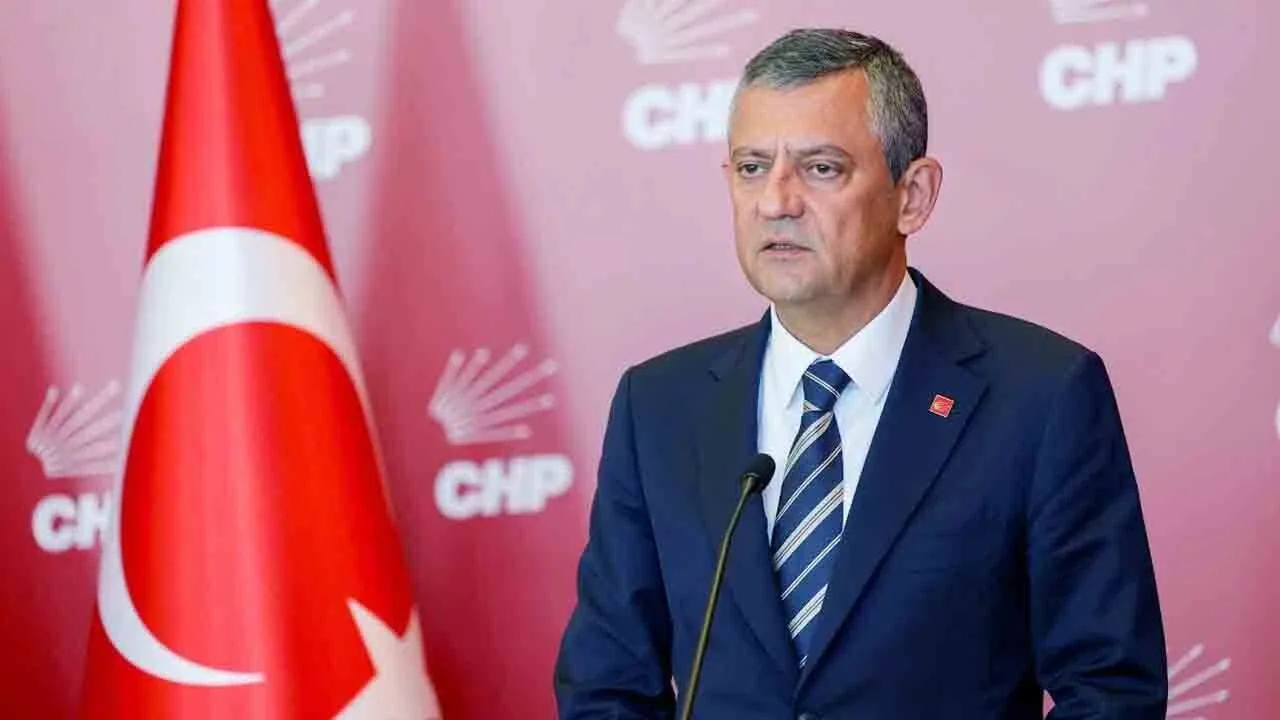 Özgür Özel'den Adana Çıkarması: 11 Temmuz Programı Belli Oldu Özgür Özel'den Adana Çıkarması: 11 Temmuz Programı Belli Oldu