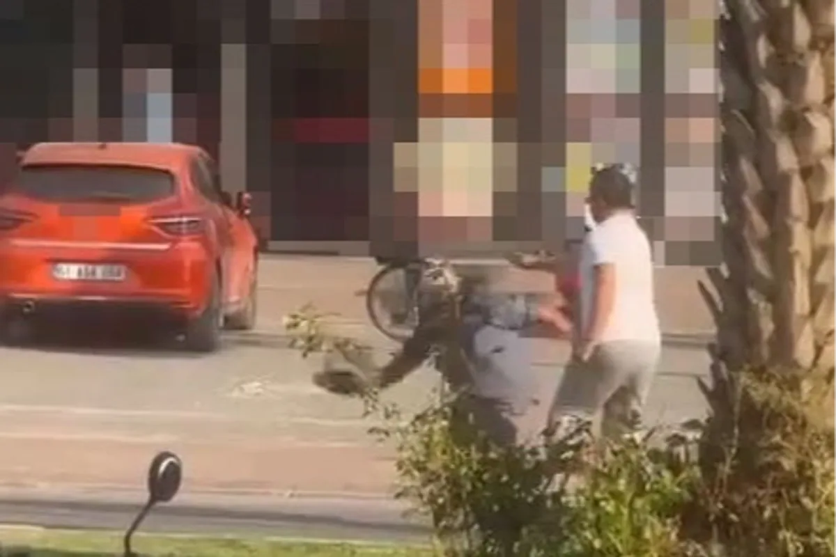 Antalya'da trafik kavgasına ağır yaptırım: Taksi şoförüne 180 bin TL ceza Antalya'da trafik kavgasına ağır yaptırım: Taksi şoförüne 180 bin TL ceza