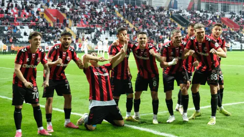 Erzincanspor, Beyoğlu Yeni Çarşı'yı 3-1 Yendi: 6. Haftada Sahası Gücü Gösterdi