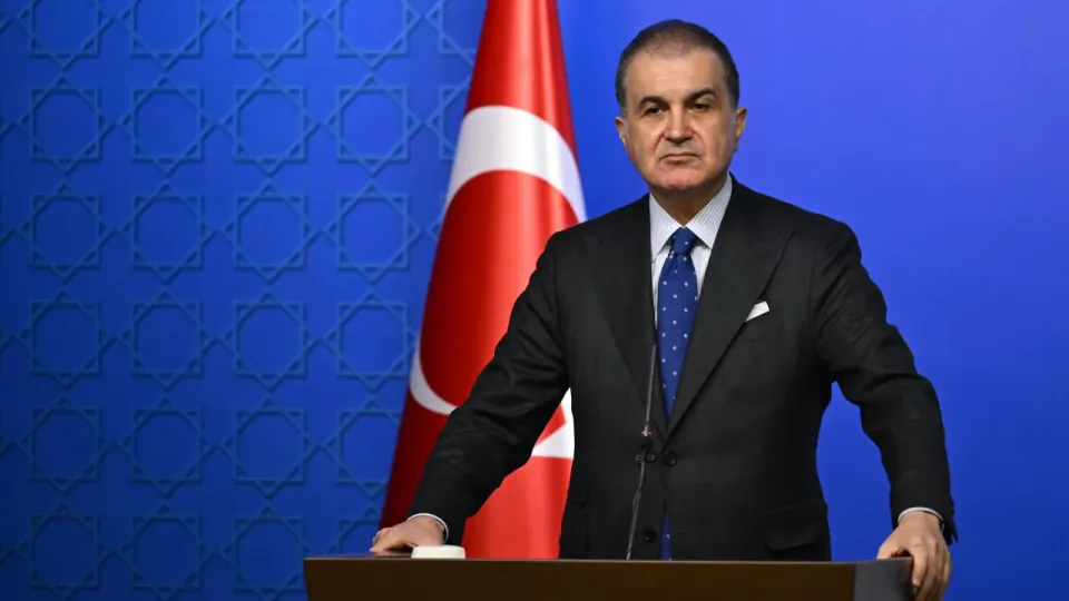Ömer Çelik: Fon soruşturmaları tüm boyutlarıyla ele alınıyor, "yanlışla mücadele alfabemiz" görseli