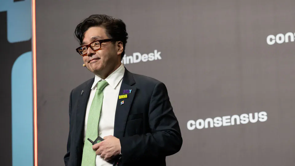 Tom Lee'nin Firması ETH Alımını Yavaşlatıp Hisse Geri Alımına Yöneldi görseli