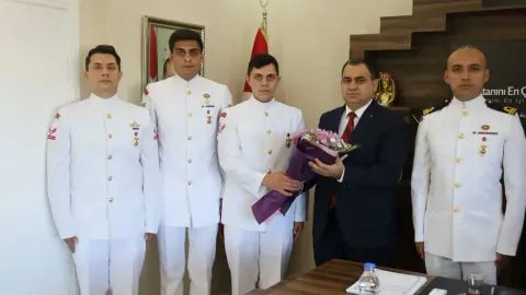 Kaymakam Kemal Balaban'dan Sahil Güvenlik Komutanlığı'na Anlamlı Ziyaret