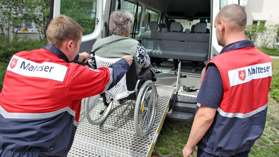 Almanya'da Yeni Askerlik Düzeni: Zivildienst İçin Hazırlık Başladı görseli