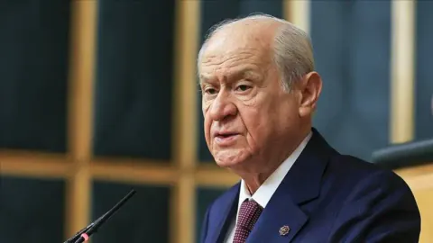 Bahçeli'den Grup Toplantısı'nda 2028 Mesajı: "Cumhurbaşkanı Erdoğan Bir Kez Daha Aday Olmalı"
