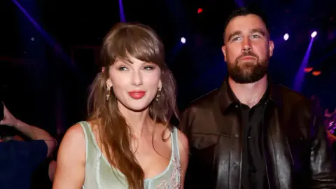 Taylor Swift ve Travis Kelce Düğününde Lena Dunham Şoku
