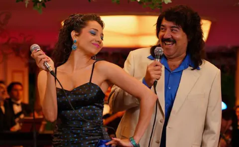 Ata Demirer 'Bursa Bülbülü' filmi gerçek mi? Yarı otobiyografik yapımın arkasındaki gerçeklik