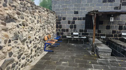 Cizre'de Mem û Zîn Türbesi avlusunda bakımsızlık: Ziyaretçiler restorasyon bekliyor