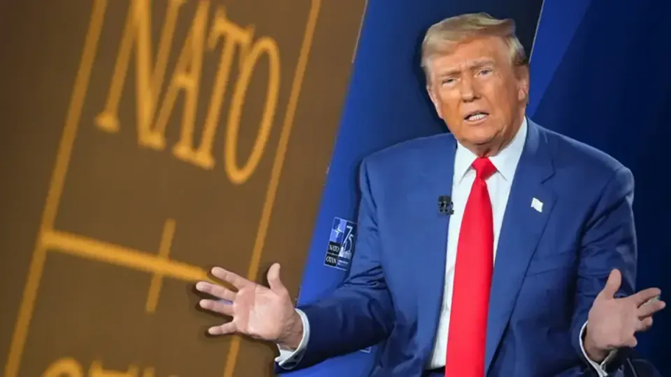 Trump'ın 'Yalnız' Diplomasisi: AB ve NATO Hattında Büyük Kriz görseli