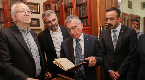 Abdullah Güler Ziya Bey Kütüphanesini ziyaret etti: 'Kültürel mirasımızı geleceğe taşımak görevimiz'