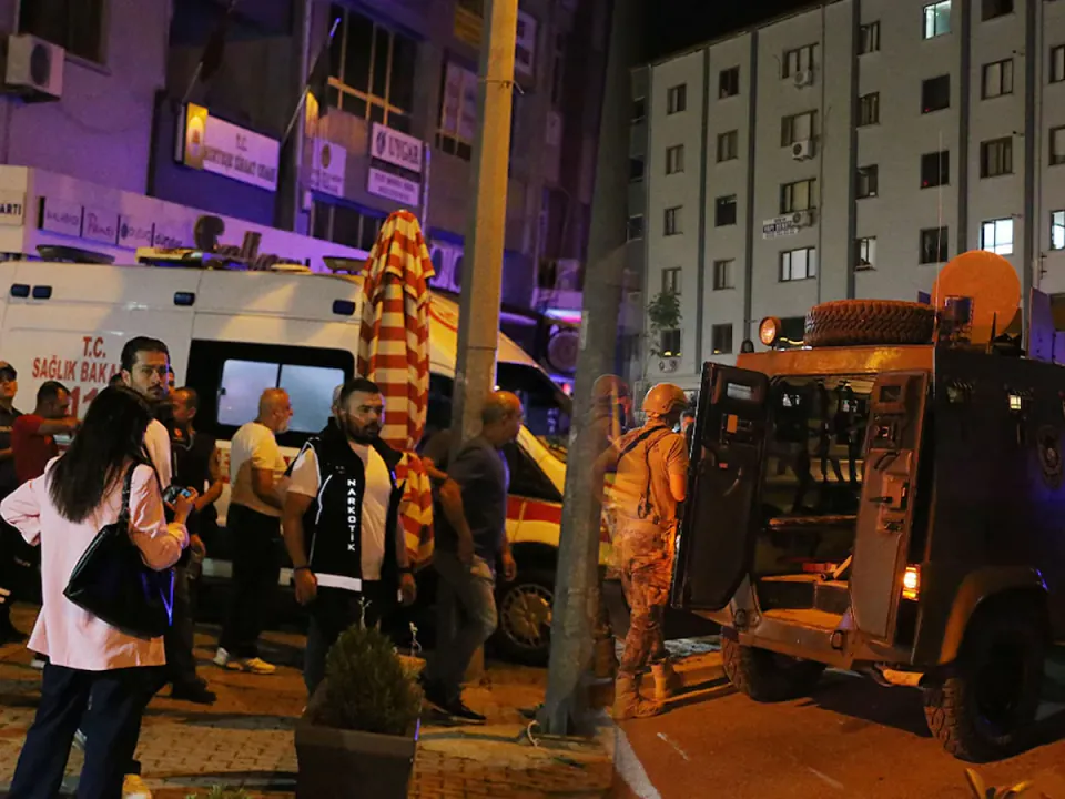 Muğla'da KADES İhbarına Giden Polise ve Kadına Silahlı Saldırı görseli