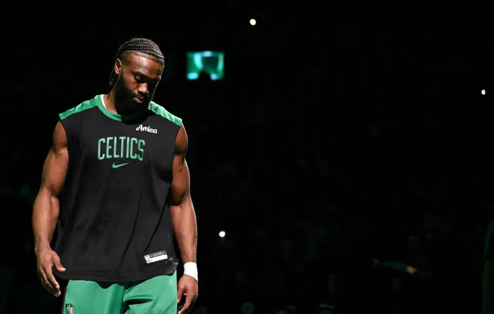 NBA'de Yüzyılın Şoku: Jaylen Brown Philadelphia 76ers'a Transfer Oldu görseli