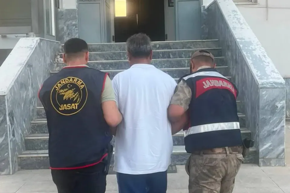 Şanlıurfa Birecik'te 13 Yıl Hapis Cezası Bulunan Firari Yakalandı görseli