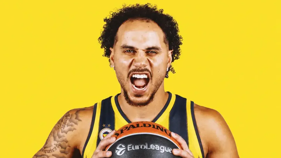 Basketbolda Tarihi İmza: Shane Larkin Fenerbahçe'de görseli