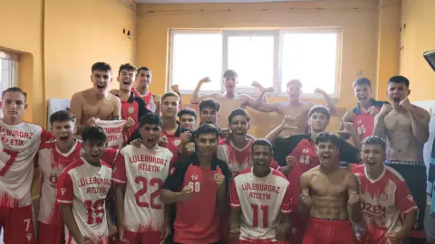Lüleburgaz Atletik FK U-17'de Merkez Kayaşehir'i 4-0 yendi