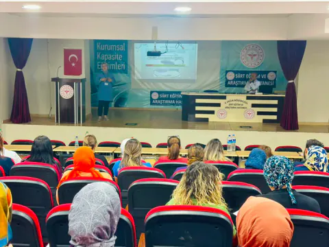 Siirt Eğitim ve Araştırma Hastanesi'nde Sağlıkta Kalite Standartları Güncellendi