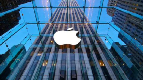 Apple'dan Radikal Strateji: Üst Segment M6 Çipleri Atlanıp M7'ye mi Geçiliyor?