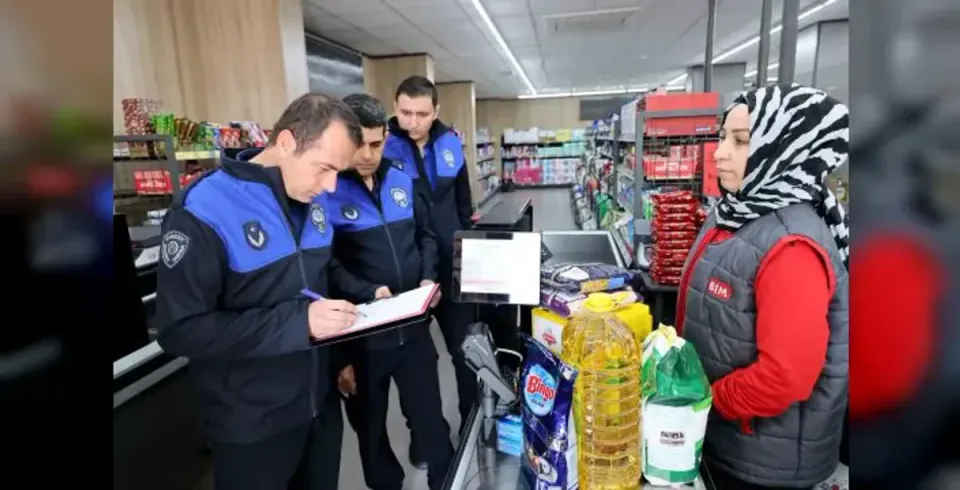 Karatay'da market ve okul kantinleri denetlendi: Gıda güvenliğinde titiz kontrol görseli