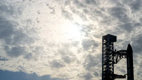 SpaceX Halka Arzı Beklentisi: Bloomberg Uzmanları Piyasa Etkisini Analiz Ediyor