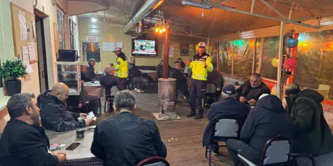 Pazaryeri'de traktör sürücülerine trafik güvenliği eğitimi: 'Hayatınız tehlikede'