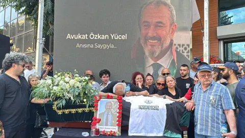 Eski İzmir Barosu Başkanı Özkan Yücel hayatını kaybetti