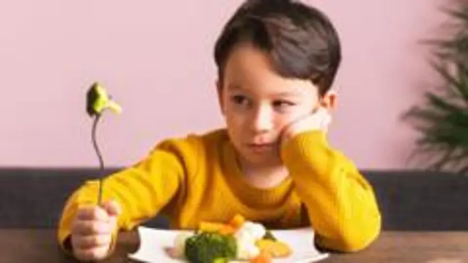 Yaz Tatilinde Yemek Seçen Çocuklar İçin Pratik Çözümler görseli