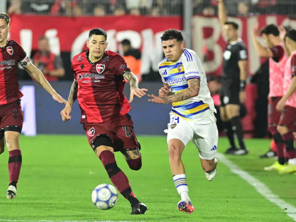 Leonel Flores, Boca Juniors Formasıyla Newell's Karşısında Devleşti görseli