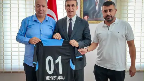 Adana Demirspor Yönetimi Yüreğir Kaymakamı Aksu'nu Ziyaret Etti: İşbirliği Konuştu