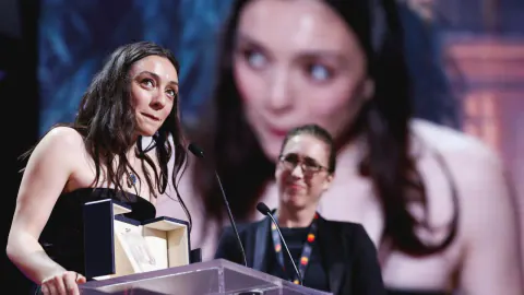 Merve Dizdar Cephesinde Mutluluk: Başarılı Oyuncunun Anne Olma Heyecanı