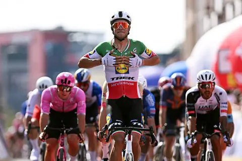Tour de Pologne 2026: Jonathan Milan İlk Etapta Zirveye Çıktı