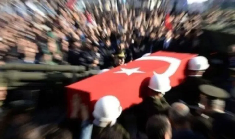 Ankara'da askeri araç kazası: Albay Sayit Gökgöz şehit oldu görseli