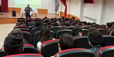 Van Gölü koruma mücadelesi okullara taşındı: Lise öğrencileri için farkındalık eğitimi başlandı