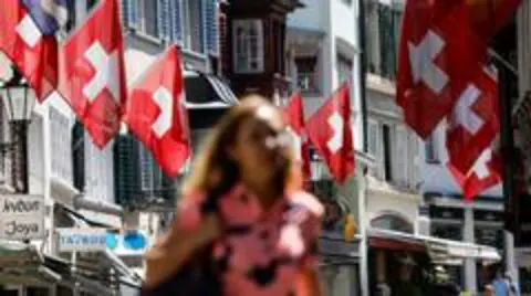 İsviçre'de Kritik Karar: Nüfus 10 Milyonla Sınırlandırılacak mı?
