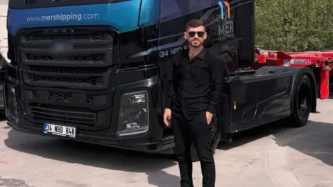 Bolu'da tır kazası: 2 çocuk babası şoför Mert Becit hayatını kaybetti