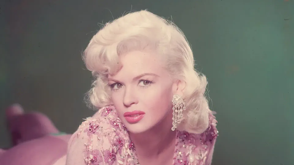 Jayne Mansfield'ın Efsanevi 'Pembe Saray'ı: Sunset Boulevard'un Unutulmaz İkonu görseli