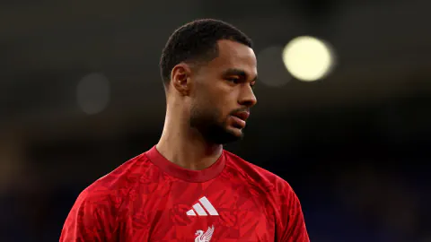 Liverpool'dan Gakpo Şoku: Adduktör Sorunu ile Maç Kadrosu Düşü